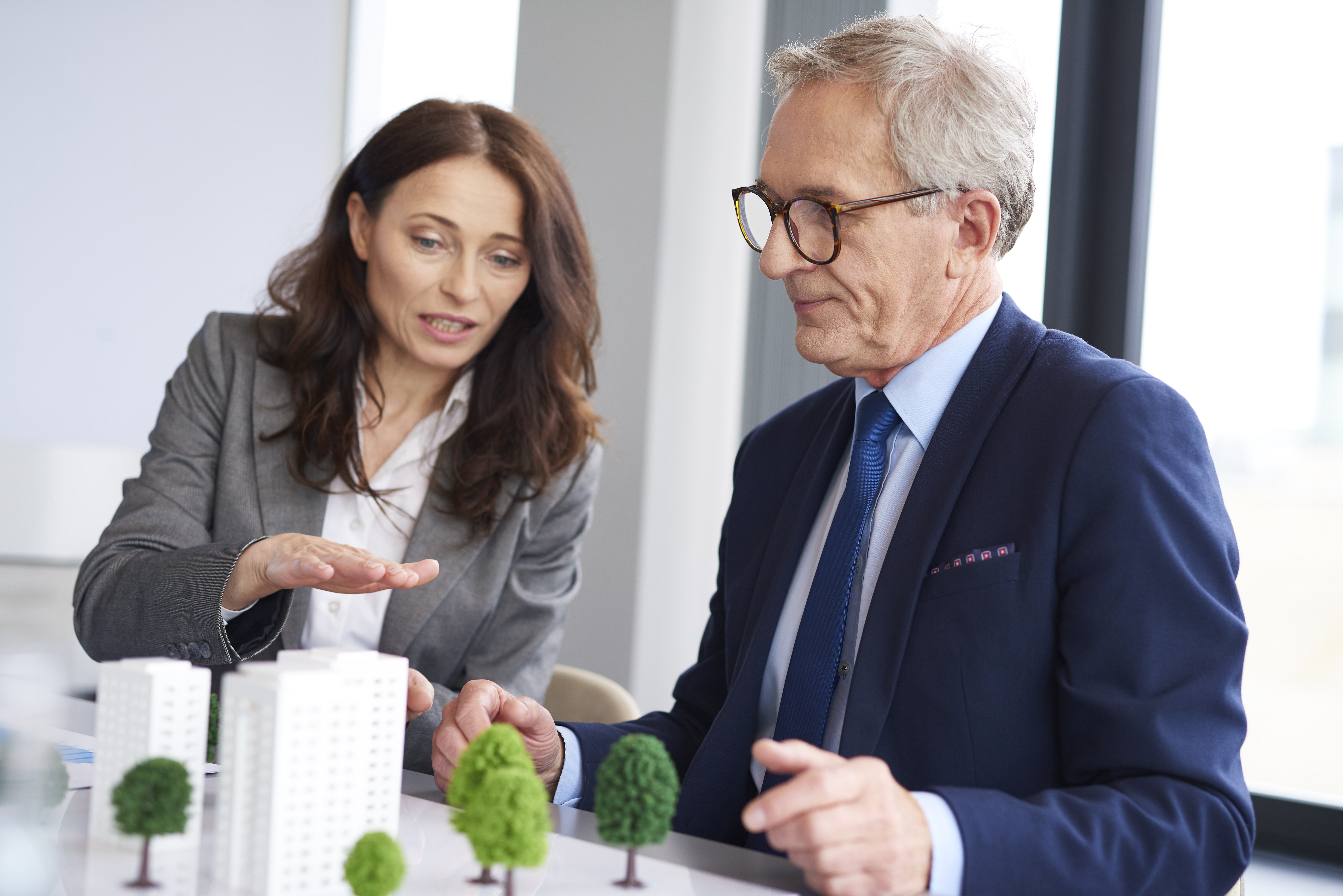 Reducción por empresa familiar en sociedades de alquiler de inmuebles